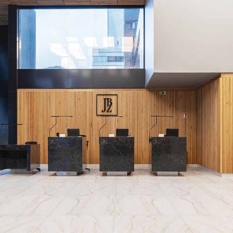 Prédio Comercial JBZ